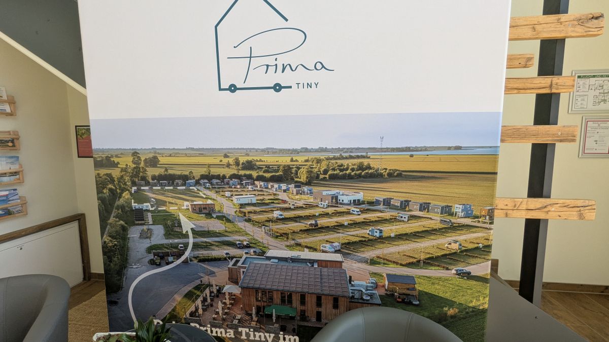Prima Tiny Resort Boddenblick Übersicht – Luftaufnahme Mecklenburg-Vorpommern